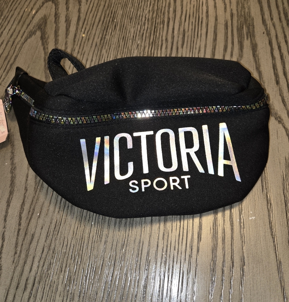 NWT Victoria Sport Black Fanny Pack - Picture 3 of 3